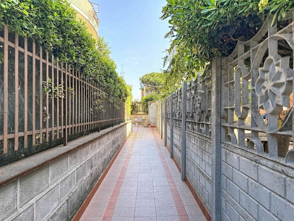 Via dei Grimaldi