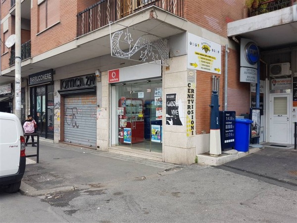 Negozio Negozio Via Tuscolana Roma